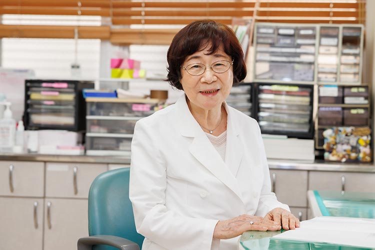 産婦人科副院長 飯田 明子
